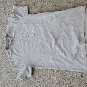 Men's beige t-shirt with pocket